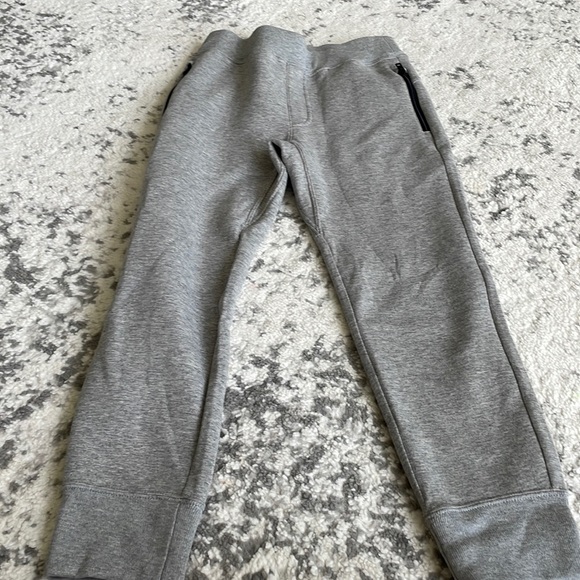 Gently used SUPER COMFY kids pants - Picture 1 of 4